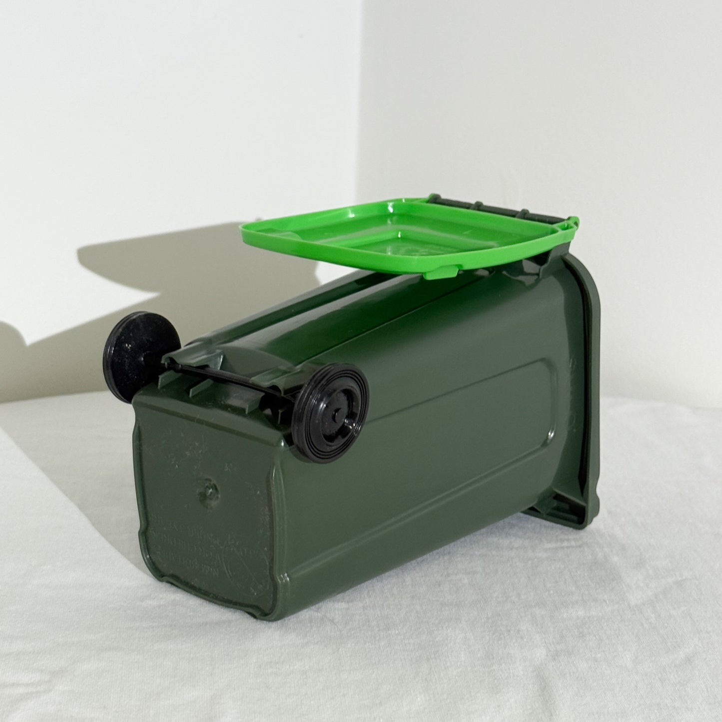 Sulo KSB Mini Bin - Dark Green w/ Lime Lid
